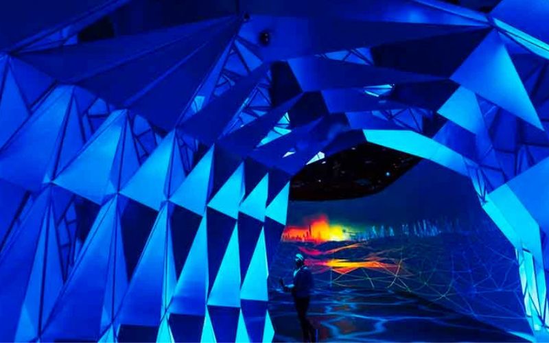 dubai-frame-vortex-tunnel
