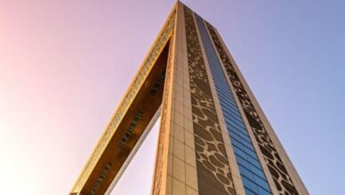 golden picture frame Dubai